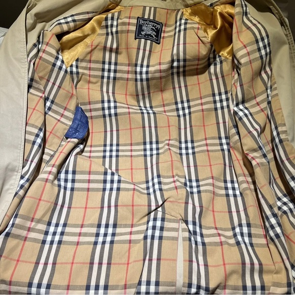 Burberry Jackets & Blazers - BURBERRYS MADE IN ENGLAND SIGNATURE NOVA CHECK PEACOAT / TRENCH COAT , M-L